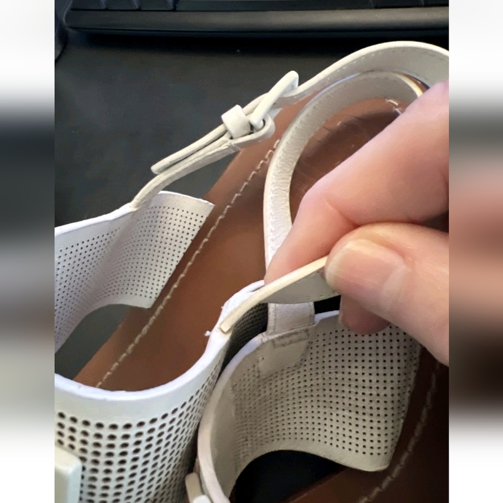 Tory Burch Lowell II Ladies Size 8 White Leather Sandals - Picture 8 of 13